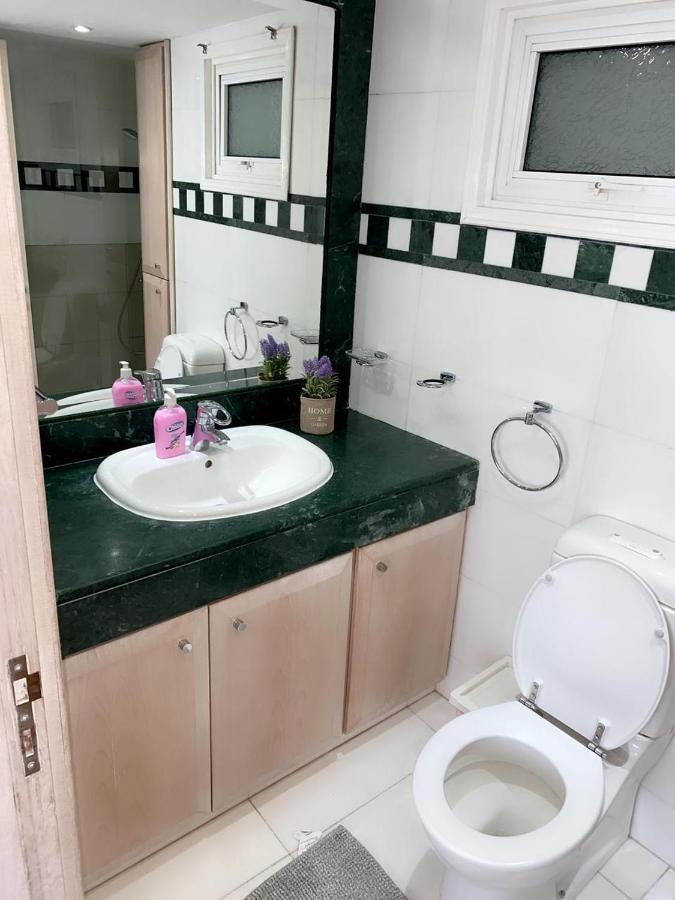 Larnaca Seaview Rooms Екстер'єр фото