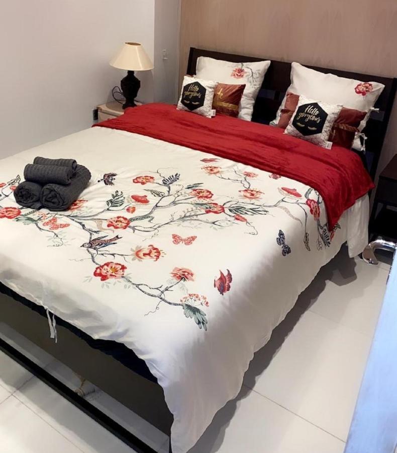 Larnaca Seaview Rooms Екстер'єр фото